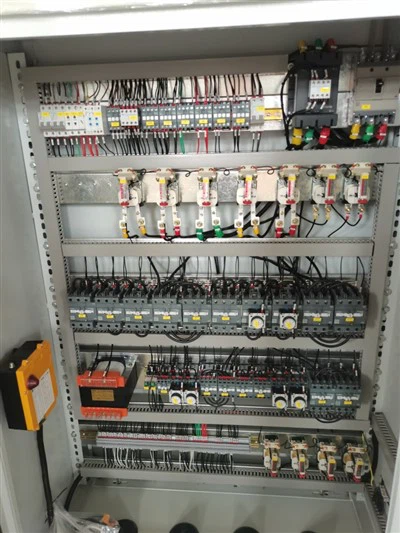 Gabinete de control eléctrico de grúa
